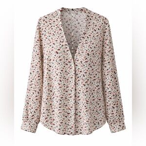 LUSH | Tunic Blouse with V-neck